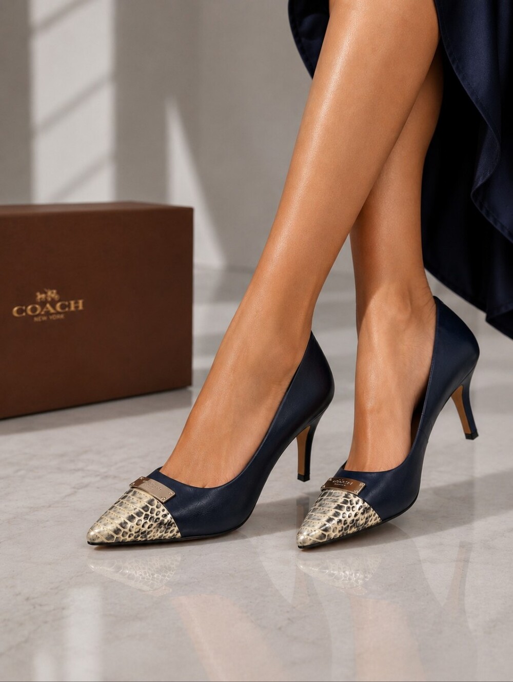 COACH Zan Pumps with Gold Metallic Snakeskin Cap Size 7